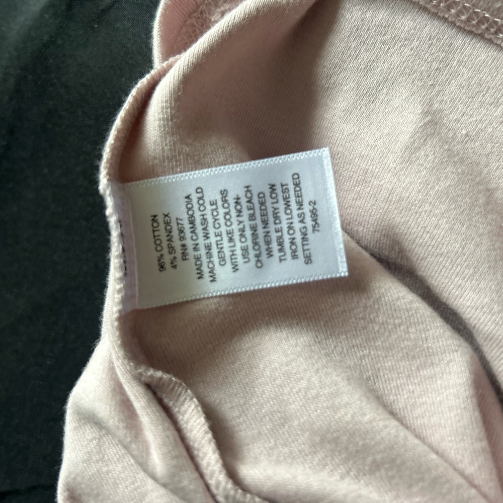 Women's Off-Shoulder Pink Top - Picture 3 of 4